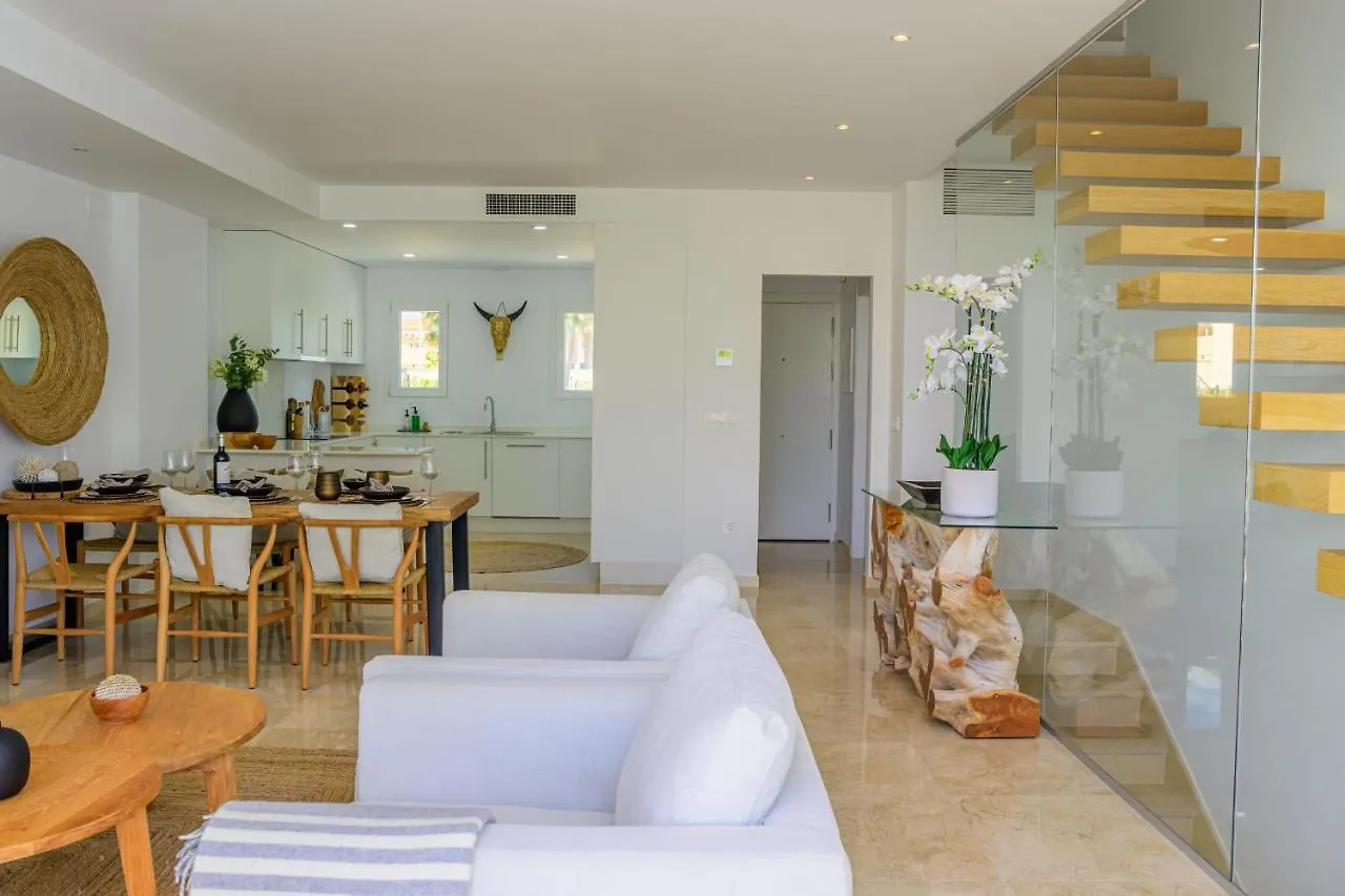 Impressive Brand New Townhouse In El Romeral Calahonda Sitio de Calahonda